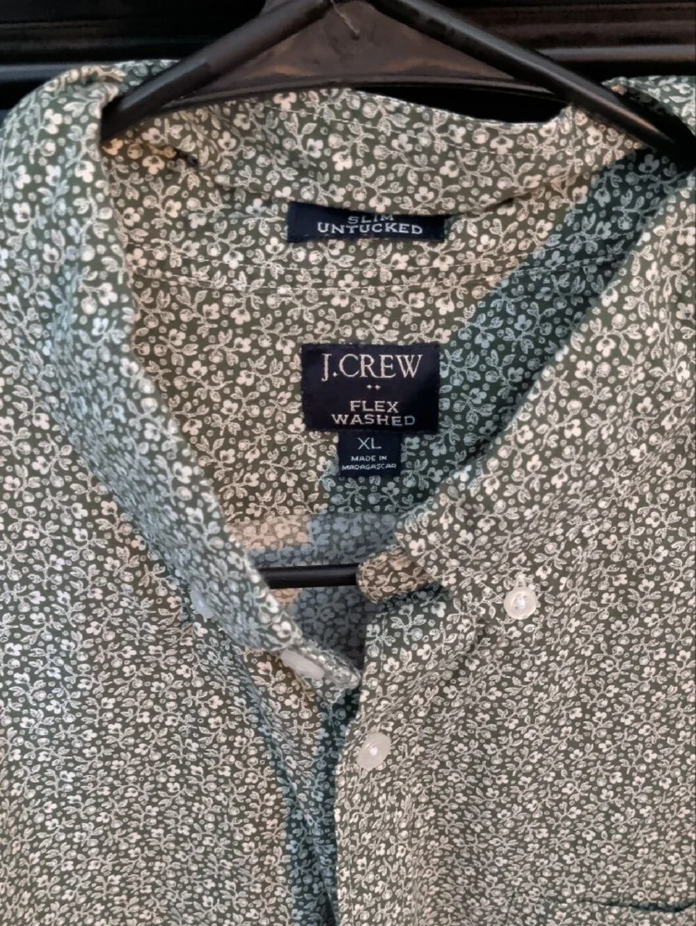 J. Crew Men's Light Green Floral Button-Down Shirt